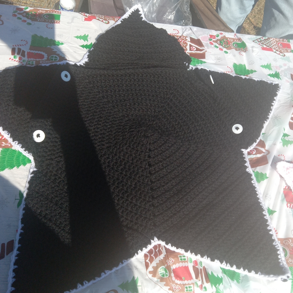 Black And White Star-Shaped Baby Swaddle